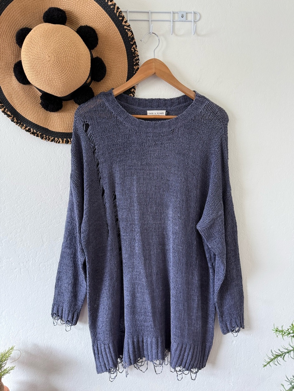 Sage & Flower Clothing Co. Blue Distressed Tunic Top Size Large / XL